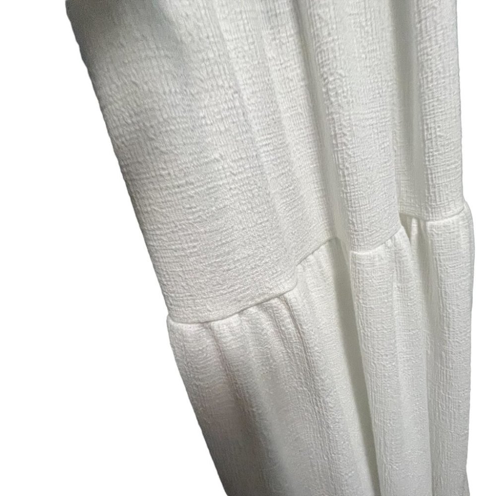 Nasty Gal Size  US 6 White Maxi Dress Tie and Cutout in Back Tiered Summer Layer - Picture 3 of 6